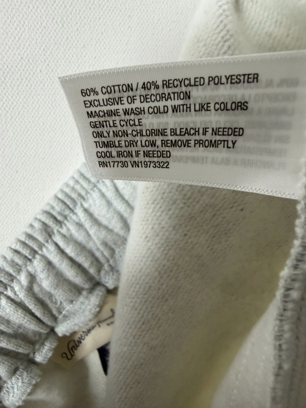 Universal Thread™ Women's Mid-Rise Straight Leg Track Sweatpants - Gray - S - Picture 9 of 11
